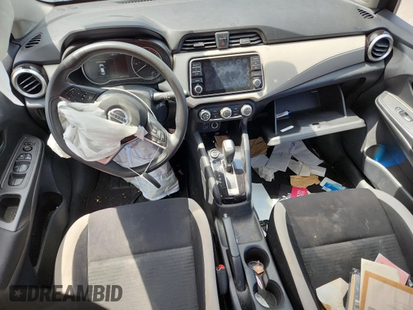 2021 Nissan Versa SV with VIN 3N1CN8EVXML881853, listed as a Copart auction lot 60497165 with 48,631 mi miles and Clean title. Bid and sale history available at DreamBid. Image 8.