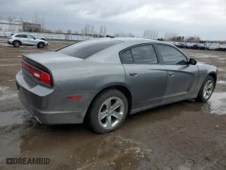 2011 Dodge Charger SE with VIN 2B3CL3CG9BH503881, listed as a Copart auction lot 50022885 with 372,019 mi miles and Salvage Title. Bid and sale history available at carsss.com. Image 3.