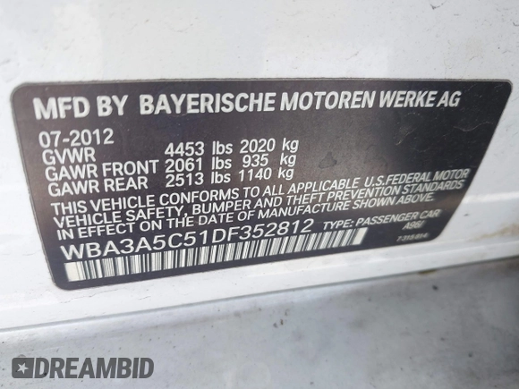 2013 BMW 3 Series 328i with VIN WBA3A5C51DF352812, listed as a IAAI auction lot 41974158 with 176,951 mi miles. Bid and sale history available at carsss.com. Image 9.
