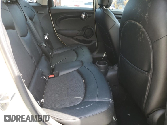 2016 MINI Hardtop 4 Door with VIN WMWXU1C59G2D08847, listed as a Copart auction lot 59763805 with 114,105 mi miles and Salvage title. Bid and sale history available at DreamBid. Image 10.