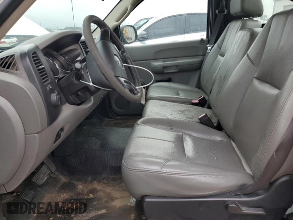 2009 GMC Sierra 1500 with VIN 1GTHC44K79E142956, listed as a Copart auction lot 80669944 with 309,022 mi miles and Salvage Title. Bid and sale history available at DreamBid. Image 7.