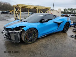 2023 Chevrolet Corvette 3LZ z VIN 1G1YF2D34P5603878, wystawiony jako Copart lot #51691575 z przebiegiem 10 063 mil mil oraz Szkoda całkowita • Salvage title. Historia ofert i sprzedaży dostępna na DreamBid. Obrazek 1.