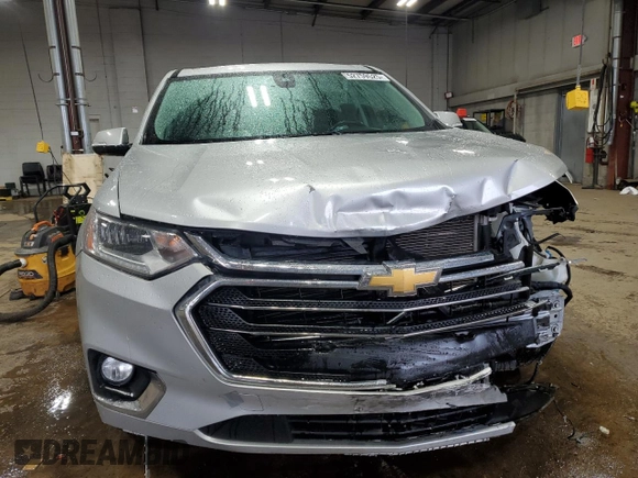 2019 Chevrolet Traverse Premier z VIN 1GNEVKKW2KJ285454, wystawiony jako Copart lot #52759525 z przebiegiem 112 222 mil mil oraz Szkoda całkowita • Salvage title. Historia ofert i sprzedaży dostępna na DreamBid. Obrazek 5.