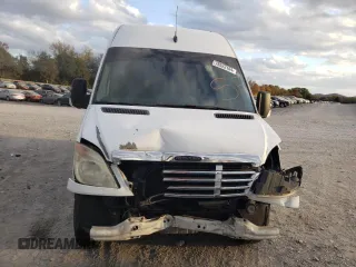 2008 Freightliner Sprinter with VIN WDYPE845985332140, listed as a Copart auction lot 78522104 with 298,467 mi miles and Non Repairable. Bid and sale history available at DreamBid. Image 5.