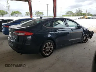 2020 Ford Fusion SE с VIN 3FA6P0HD5LR161189, выставлен на аукционе Copart как лот 62369585 с пробегом 100 440 миль миль и Списание • Salvage title. История ставок и продаж доступна на DreamBid. Изображение 3.