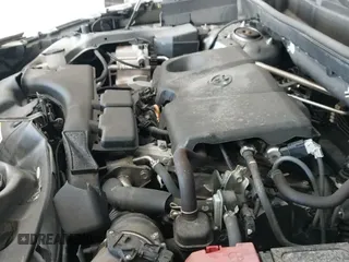 2019 Toyota RAV4 XLE Premium z VIN 2T3C1RFV0KW030325, wystawiony jako IAAI lot #43128622 z przebiegiem 52 435 mil mil oraz . Historia ofert i sprzedaży dostępna na DreamBid. Obrazek 20.
