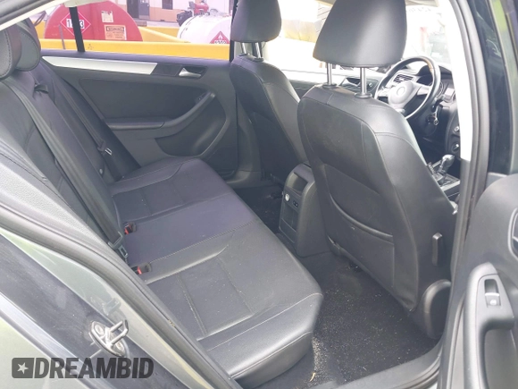 2013 Volkswagen Jetta SE with VIN 3VWDP7AJ7DM366924, listed as a IAAI auction lot 42436154 with 160,518 mi miles and . Bid and sale history available at DreamBid. Image 8.