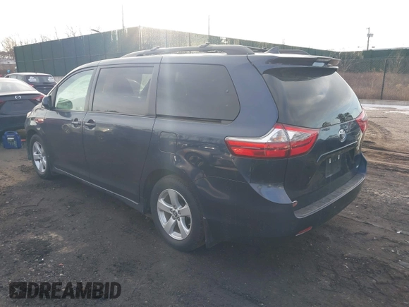 2020 Toyota Sienna LE Auto Access Seat with VIN 5TDKZ3DC4LS050616, listed as a IAAI auction lot 41412876 with 91,525 mi miles. Bid and sale history available at carsss.com. Image 3.