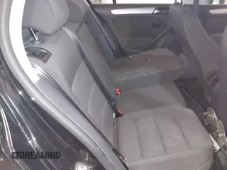 2013 Volkswagen Golf с VIN WVWDA7AJ6DW022778, выставлен на аукционе IAAI как лот 41608506 с пробегом 95 468 миль миль и . История ставок и продаж доступна на DreamBid. Изображение 8.