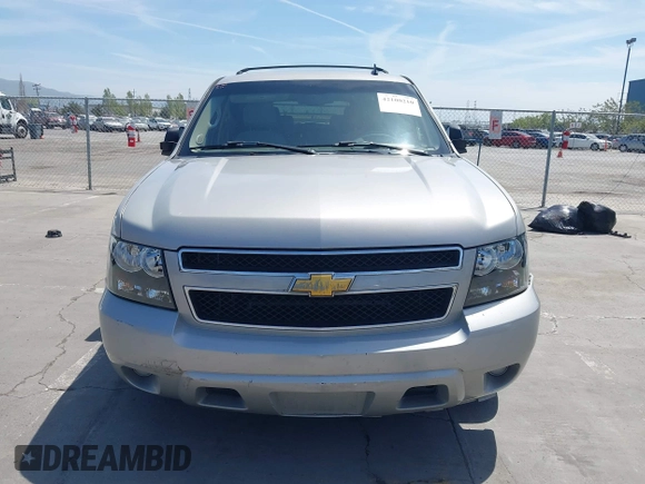 2007 Chevrolet Suburban LS with VIN 1GNFC16027J202168, listed as a IAAI auction lot 42100210 with Not Provided miles and . Bid and sale history available at DreamBid. Image 12.