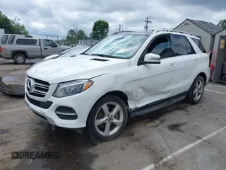 2017 Mercedes-Benz GLE 350 z VIN 4JGDA5HB6HA989666, wystawiony jako IAAI lot #42265677 z przebiegiem 110 215 mil mil oraz . Historia ofert i sprzedaży dostępna na DreamBid. Obrazek 2.