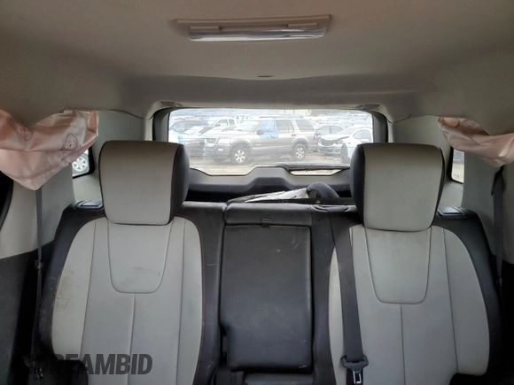 2011 GMC Terrain SLT-1 z VIN 2CTALUEC7B6208431, wystawiony jako Copart lot #44980995 z przebiegiem 106 240 mil mil oraz Szkoda całkowita • Salvage title. Historia ofert i sprzedaży dostępna na DreamBid. Obrazek 10.