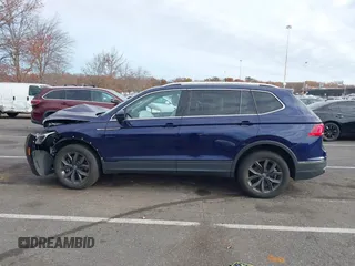 2023 Volkswagen Tiguan SE z VIN 3VVMB7AX3PM006867, wystawiony jako IAAI lot #40793976 z przebiegiem 29 648 mil mil oraz . Historia ofert i sprzedaży dostępna na DreamBid. Obrazek 14.