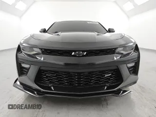 2017 Chevrolet Camaro 2SS z VIN 1G1FH1R74H0101619, wystawiony jako Copart lot #53637885 z przebiegiem 110 052 mil mil oraz Czysty tytuł • Clean title. Historia ofert i sprzedaży dostępna na DreamBid. Obrazek 5.