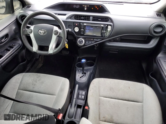 2017 Toyota Prius One z VIN JTDKDTB31H1591628, wystawiony jako Copart lot #56675045 z przebiegiem 94 030 mil mil oraz Czysty tytuł • Clean title. Historia ofert i sprzedaży dostępna na DreamBid. Obrazek 8.