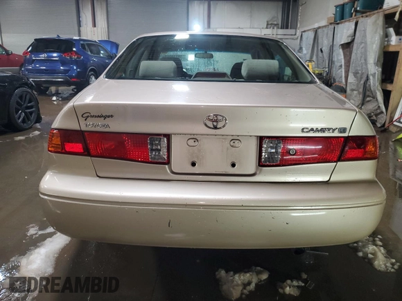 2001 Toyota Camry CE with VIN 4T1BG22KX1U772025, listed as a Copart auction lot 49718065 with 56,236 mi miles and Salvage Title. Bid and sale history available at carsss.com. Image 6.