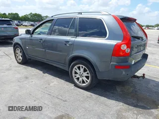 2005 Volvo XC90 with VIN YV1CZ852651195545, listed as a IAAI auction lot 42149291 with 210,081 mi miles. Bid and sale history available at carsss.com. Image 3.
