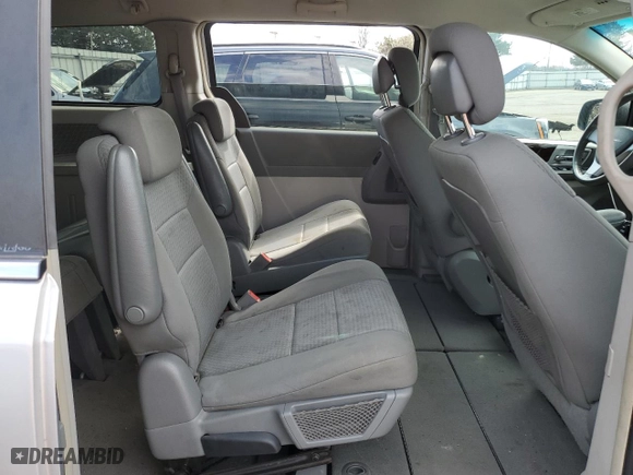 2010 Chrysler Town & Country Touring with VIN 2A4RR5D1XAR300594, listed as a Copart auction lot 45025815 with 141,498 mi miles and Salvage Title. Bid and sale history available at carsss.com. Image 11.