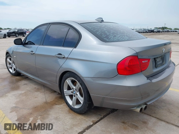 2011 BMW 3 Series 328i xDrive with VIN WBAPK5C50BA661292, listed as a IAAI auction lot 42495770 with 159,036 mi miles and . Bid and sale history available at DreamBid. Image 3.