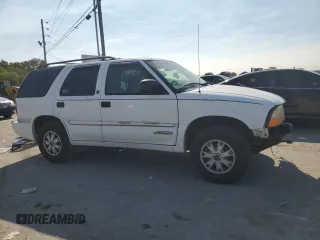 2000 GMC Jimmy SLE Convenience with VIN 1GKDT13W5Y2200634, listed as a Copart auction lot 69860014 with 172,179 mi miles and Salvage Title. Bid and sale history available at carsss.com. Image 4.