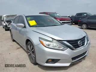 2017 Nissan Altima SL z VIN 1N4AL3AP7HC269279, wystawiony jako IAAI lot #41944876 z przebiegiem 123 439 mil mil oraz . Historia ofert i sprzedaży dostępna na DreamBid. Obrazek 1.