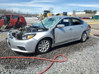 2018 Nissan Altima SR with VIN 1N4AL3AP2JC117125, listed as a Copart auction lot 49644115 with Not Provided miles and Salvage Title. Bid and sale history available at carsss.com. Image 1.