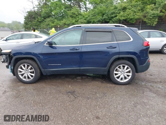 2016 Jeep Cherokee Limited with VIN 1C4PJMDS3GW174683, listed as a IAAI auction lot 42256466 with 120,713 mi miles and . Bid and sale history available at DreamBid. Image 15.