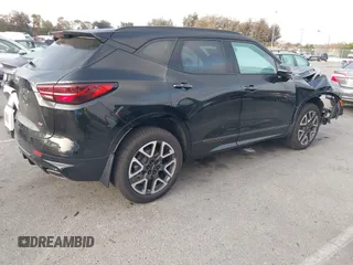 2024 Chevrolet Blazer RS z VIN 3GNKBERS1RS251448, wystawiony jako IAAI lot #41916373 z przebiegiem 4 325 mil mil oraz . Historia ofert i sprzedaży dostępna na DreamBid. Obrazek 4.