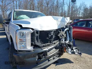 2023 Ford F-250 XL with VIN 1FT7W2BA9PEC16943, listed as a IAAI auction lot 41688677 with 7,668 mi miles and . Bid and sale history available at DreamBid. Image 6.