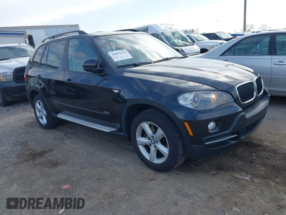 2008 BMW X5 3.0si with VIN 5UXFE43558L005228, listed as a IAAI auction lot 41897524 with 178,741 mi miles. Bid and sale history available at carsss.com. Image 1.