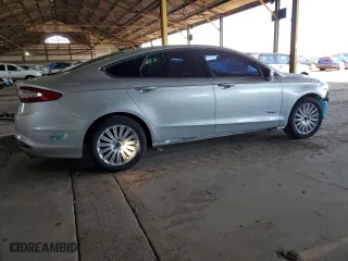 2016 Ford Fusion Energi SE Luxury with VIN 3FA6P0PUXGR304774, listed as a Copart auction lot 38334943 with 86,977 mi miles. Bid and sale history available at carsss.com. Image 3.