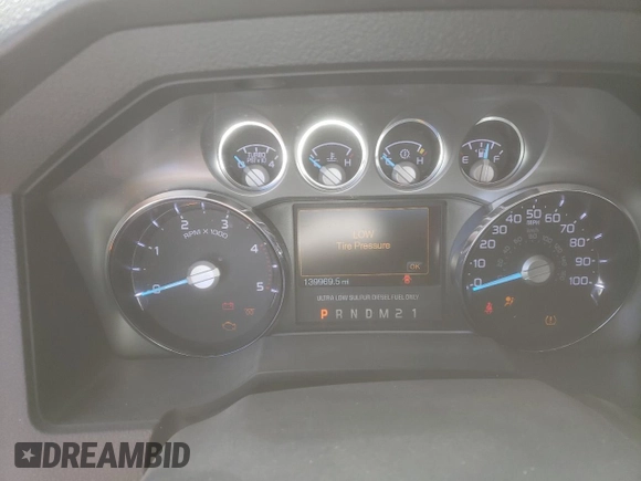2015 Ford F-350 Platinum with VIN 1FT8W3BT3FEA22502, listed as a Copart auction lot 45839334 with 139,969 mi miles and Salvage title. Bid and sale history available at DreamBid. Image 9.