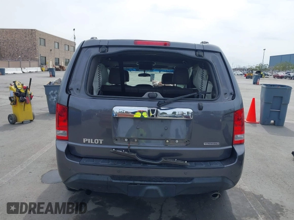 2015 Honda Pilot Touring with VIN 5FNYF3H91FB011847, listed as a IAAI auction lot 41841293 with 99,431 mi miles. Bid and sale history available at carsss.com. Image 17.
