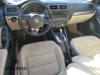 2014 Volkswagen Jetta TDI with VIN 3VWLL7AJ6EM261297, listed as a Copart auction lot 44864455 with 161,206 mi miles and Clean title. Bid and sale history available at DreamBid. Image 8.