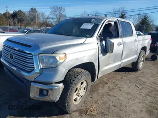 2016 Toyota Tundra 4WD Truck LTD with VIN 5TFHY5F16GX524926, listed as a IAAI auction lot 41348197 with 158,633 mi miles. Bid and sale history available at carsss.com. Image 2.