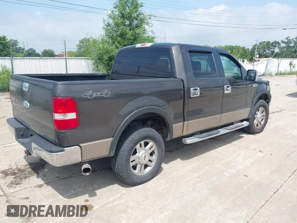 2006 Ford F-150 XLT z VIN 1FTPW14V76KD97454, wystawiony jako IAAI lot #42523220 z przebiegiem 196 007 mil mil oraz . Historia ofert i sprzedaży dostępna na DreamBid. Obrazek 4.