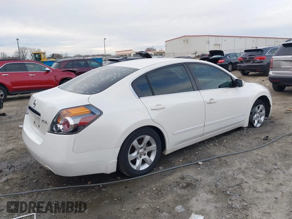 2009 Nissan Altima 2.5 S with VIN 1N4AL21EX9C143184, listed as a IAAI auction lot 41108362 with 195,564 mi miles. Bid and sale history available at carsss.com. Image 4.