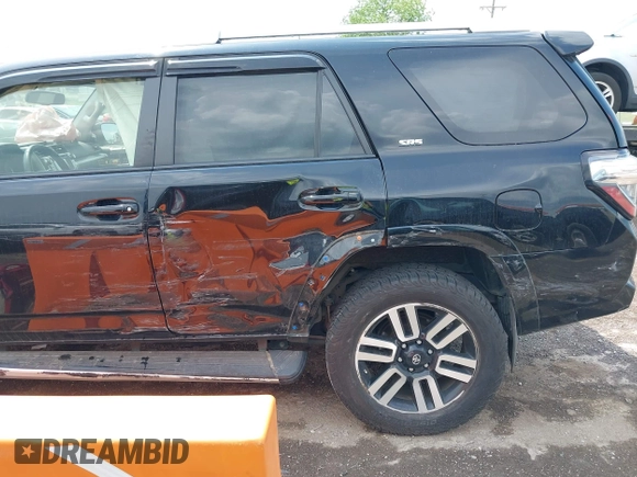 2017 Toyota 4Runner SR5 with VIN JTEBU5JR4H5413699, listed as a IAAI auction lot 42154756 with 80,568 mi miles and . Bid and sale history available at DreamBid. Image 17.