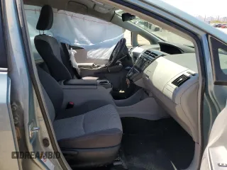2017 Toyota Prius Two z VIN JTDZN3EU7HJ067805, wystawiony jako Copart lot #54764435 z przebiegiem 71 028 mil mil oraz Szkoda całkowita • Salvage title. Historia ofert i sprzedaży dostępna na DreamBid. Obrazek 7.