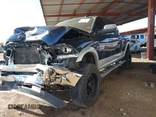 2014 Ram 2500 Laramie with VIN 3C6UR5FL6EG152493, listed as a IAAI auction lot 41342914 with 122,212 mi miles. Bid and sale history available at carsss.com. Image 17.