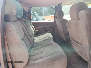 2003 Chevrolet Silverado 1500HD LS z VIN 1GCGC13U73F121877, wystawiony jako Copart lot #59104175 z przebiegiem 283 775 mil mil oraz Czysty tytuł • Clean title. Historia ofert i sprzedaży dostępna na DreamBid. Obrazek 10.
