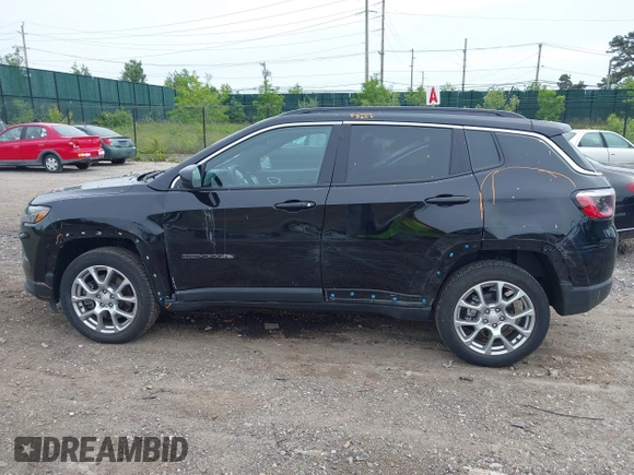 2023 Jeep Compass Latitude Lux with VIN 3C4NJDFN7PT528791, listed as a IAAI auction lot 42344745 with 30,066 mi miles and . Bid and sale history available at DreamBid. Image 14.