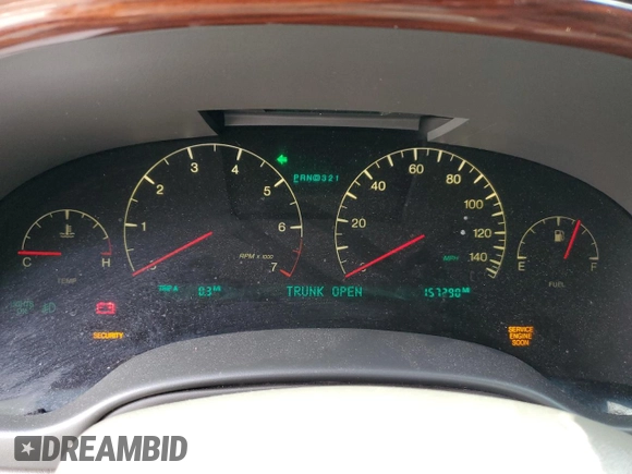2004 Cadillac DeVille DTS z VIN 1G6KF579X4U203102, wystawiony jako Copart lot #50426955 z przebiegiem 157 290 mil mil oraz Szkody całkowita. Historia ofert i sprzedaży dostępna na DreamBid. Obrazek 9.