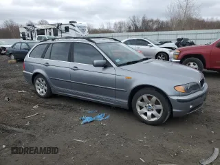 2004 BMW 3 Series 325xi with VIN WBAEP33434PF04105, listed as a Copart auction lot 47233675 with 147,410 mi miles and Clean Title. Bid and sale history available at carsss.com. Image 4.