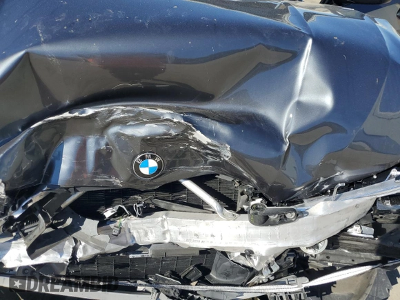 2022 BMW 3 Series 330i with VIN 3MW5R1J01N8C26963, listed as a Copart auction lot 45590415 with 37,441 mi miles and Salvage Title. Bid and sale history available at carsss.com. Image 12.