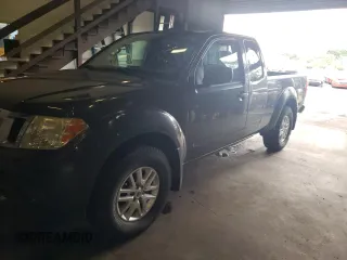 2015 Nissan Frontier SV z VIN 1N6AD0CW9FN714355, wystawiony jako Copart lot #48482675 z przebiegiem 76 835 mil mil oraz Czysty tytuł • Clean title. Historia ofert i sprzedaży dostępna na DreamBid. Obrazek 1.