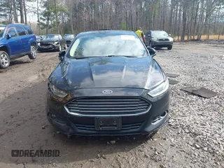 2015 Ford Fusion SE Hybrid with VIN 3FA6P0LU5FR190333, listed as a IAAI auction lot 41802327 with 256,747 mi miles. Bid and sale history available at carsss.com. Image 12.