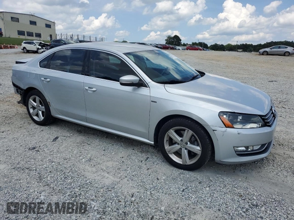 2015 Volkswagen Passat Limited Edition with VIN 1VWAS7A32FC109788, listed as a Copart auction lot 59174315 with 123,013 mi miles and Salvage title. Bid and sale history available at DreamBid. Image 4.