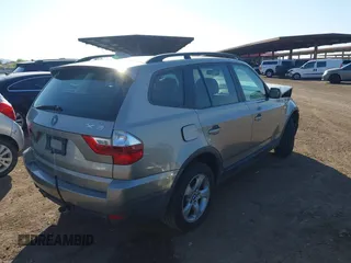 2008 BMW X3 3.0si with VIN WBXPC93488WJ13795, listed as a IAAI auction lot 42018052 with 151,972 mi miles. Bid and sale history available at carsss.com. Image 4.