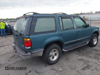 1997 Ford Explorer XLT with VIN 1FMDU32P3VZB34002, listed as a IAAI auction lot 41620592 with 227,461 mi miles and . Bid and sale history available at DreamBid. Image 4.